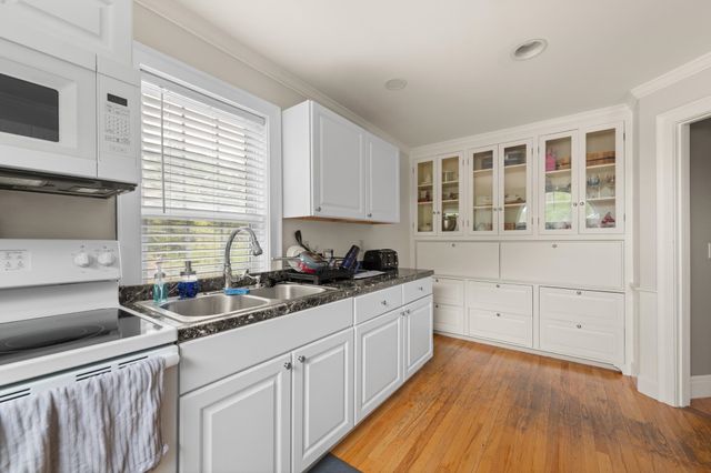 459 Lake Street, Bristol, NH 03222