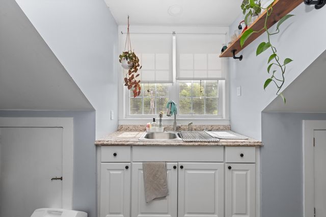 459 Lake Street, Bristol, NH 03222
