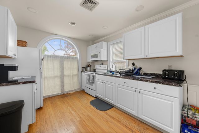 459 Lake Street, Bristol, NH 03222