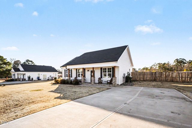 61 Waterwheel Drive, Selma, NC 27576