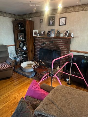 28 Barbara Rd, Taunton, MA 02780