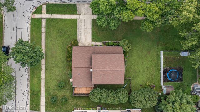 345 S Birchwood Drive, Naperville, IL 60540