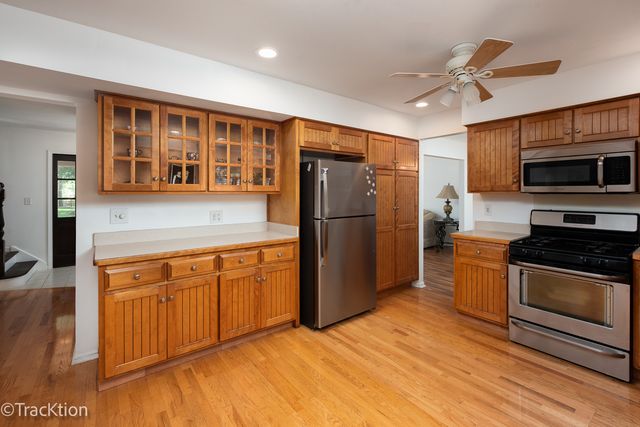345 S Birchwood Drive, Naperville, IL 60540