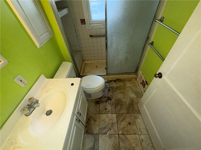 6819 W 78th Street, Overland Park, KS 66204