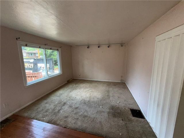 6819 W 78th Street, Overland Park, KS 66204