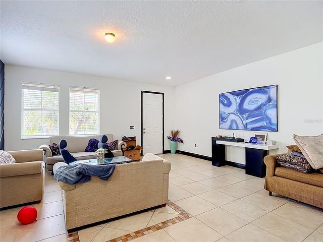 422 JANICE KAY PLACE, Kissimmee, FL 34744