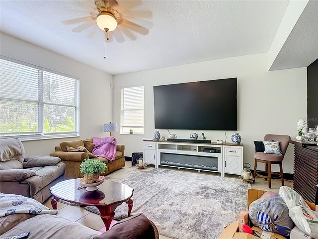 422 JANICE KAY PLACE, Kissimmee, FL 34744