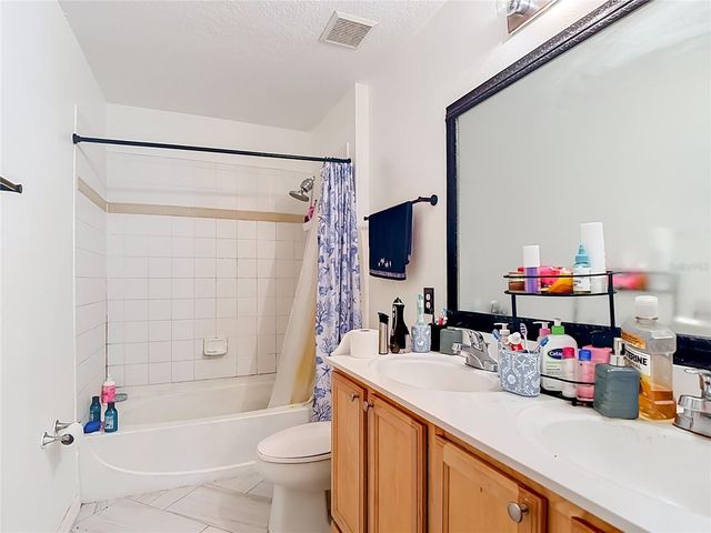 422 JANICE KAY PLACE, Kissimmee, FL 34744