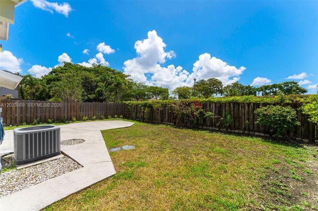 9631 SW 148th Pl, Miami, FL 33196