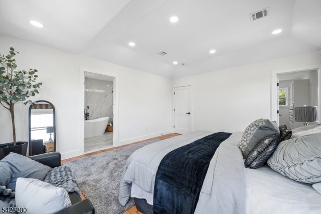 415 Mount Prospect Ave, Clifton City, NJ 07012