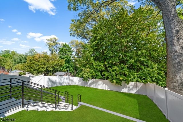 415 Mount Prospect Ave, Clifton City, NJ 07012
