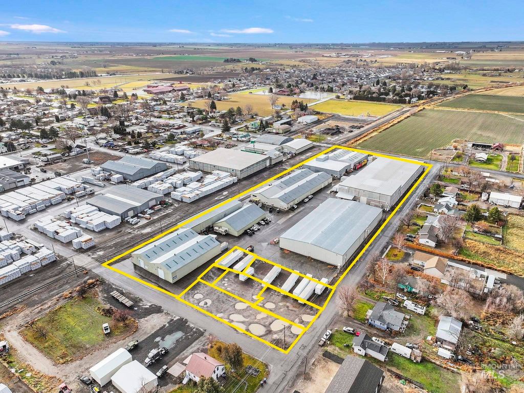 529 North St, Filer, ID 83328 photo 2