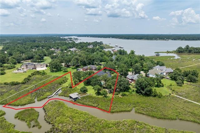 2905 Riverview Pointe S Drive, Theodore, AL 36582