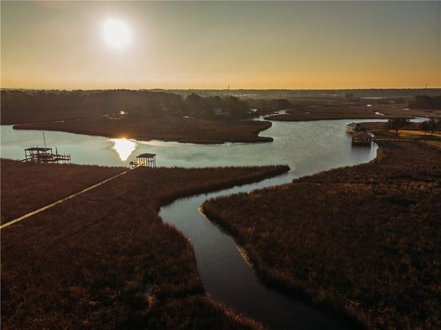 2905 Riverview Pointe S Drive, Theodore, AL 36582