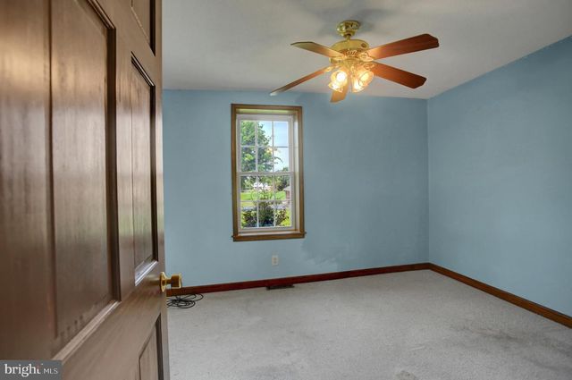 5089 BUCHANAN TRL W, Greencastle, PA 17225