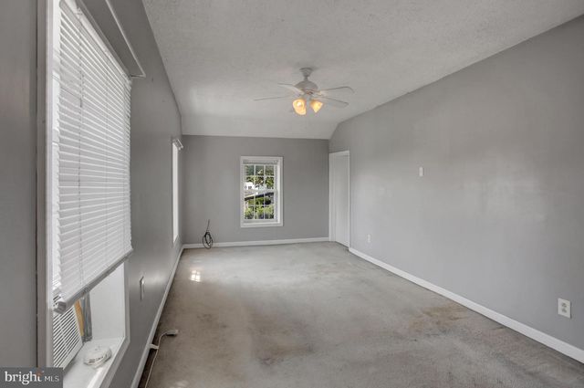 5089 BUCHANAN TRL W, Greencastle, PA 17225