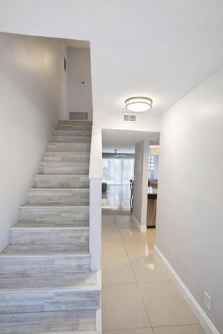 11596 NW 45th Street 4, Coral Springs, FL 33065