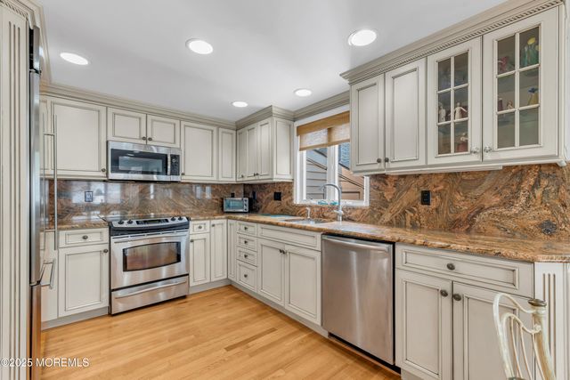 124 Neptune Place, Sea Girt, NJ 08750