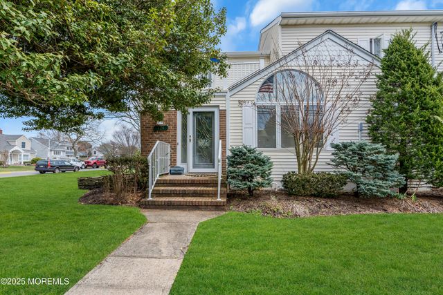 124 Neptune Place, Sea Girt, NJ 08750