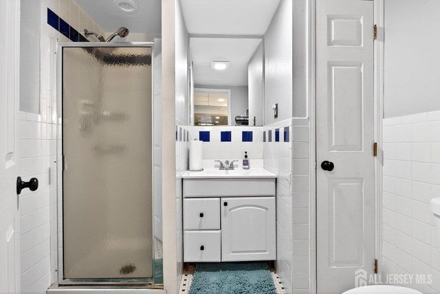 43 Buttonwood Drive, Sayreville, NJ 08859