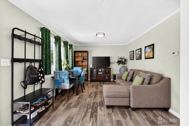 43 Buttonwood Drive, Sayreville, NJ 08859