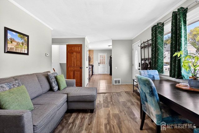 43 Buttonwood Drive, Sayreville, NJ 08859