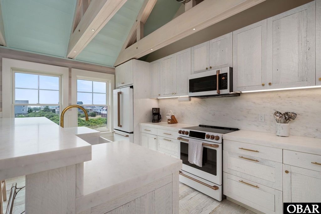 Image 32 of property listing at 5118 N Virginia Dare Trail Lot 7, Kitty Hawk, NC 27949