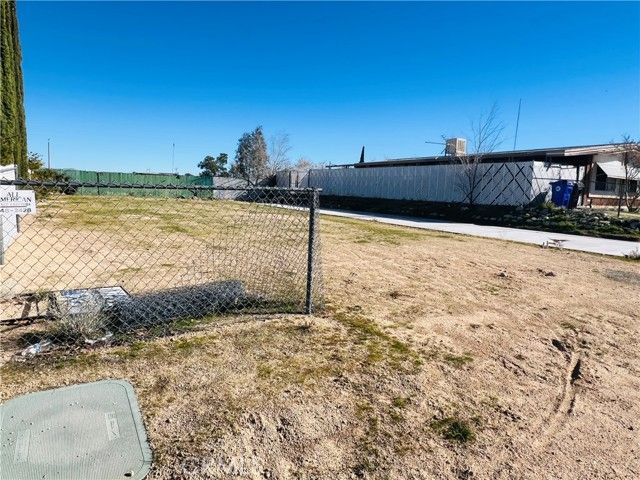 14005 Victoria, Victorville, CA 92395