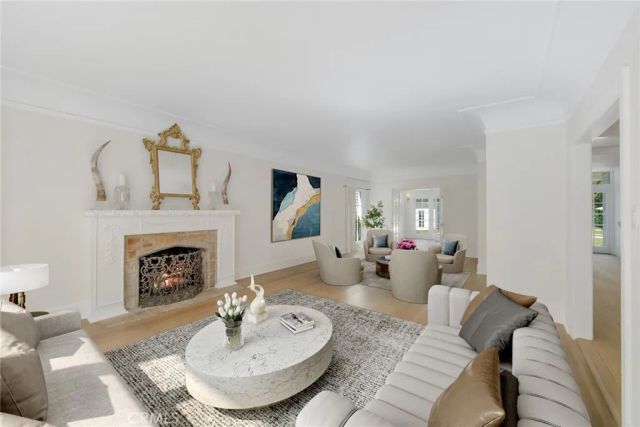 333 S Arden Boulevard, Los Angeles, CA 90020