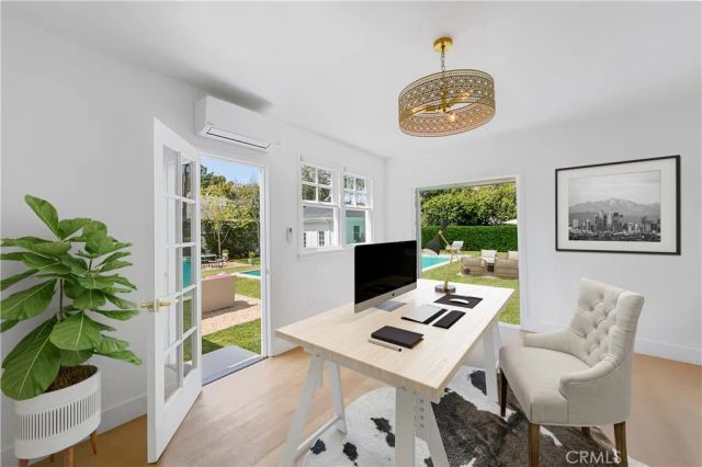 333 S Arden Boulevard, Los Angeles, CA 90020