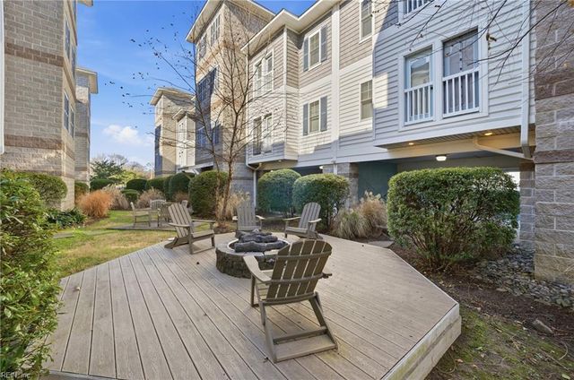 7922 Shore Dr Apt 313, Norfolk, VA 23518