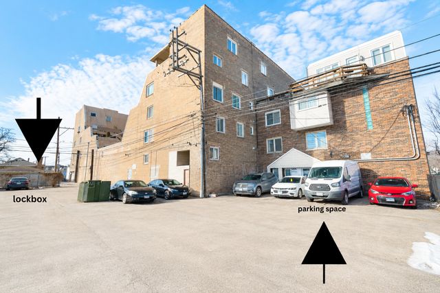 6337 Roosevelt Road 107, Berwyn, IL 60402