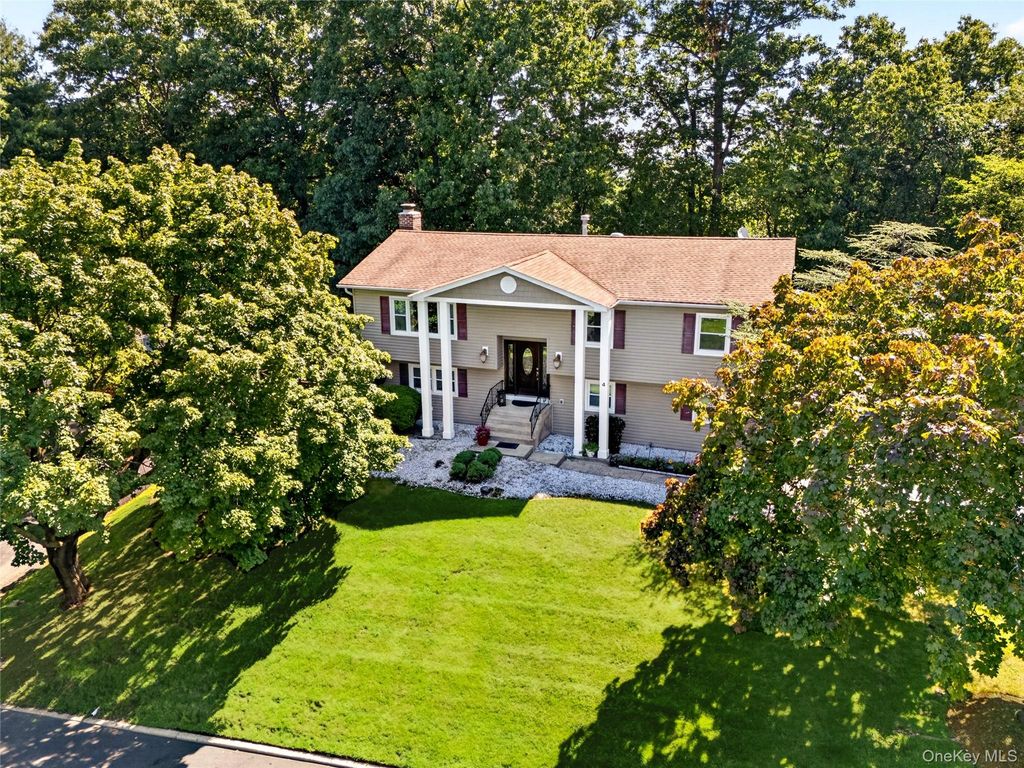 4 Rockridge Drive, Thiells, NY 10984 — exterior
