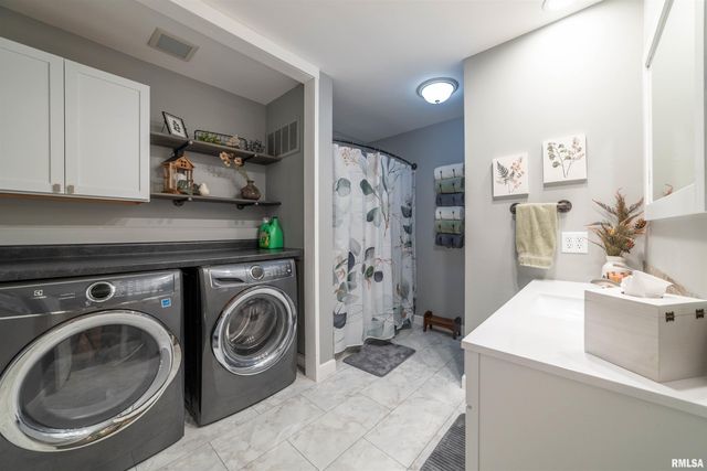 1006 Abbey Ridge, Quincy, IL 62305