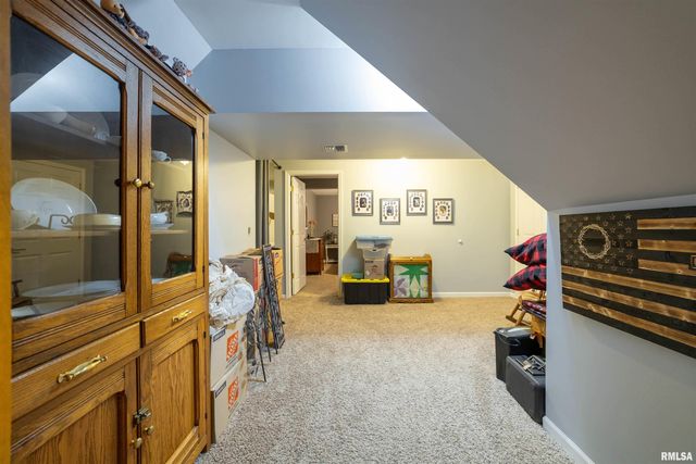 1006 Abbey Ridge, Quincy, IL 62305