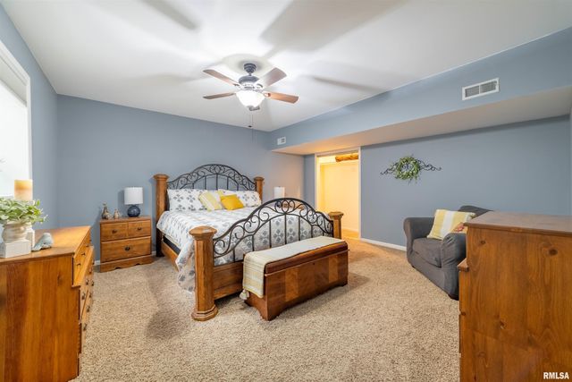 1006 Abbey Ridge, Quincy, IL 62305