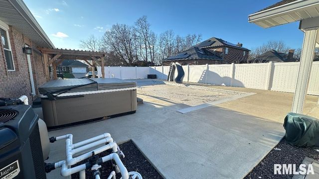 1006 Abbey Ridge, Quincy, IL 62305