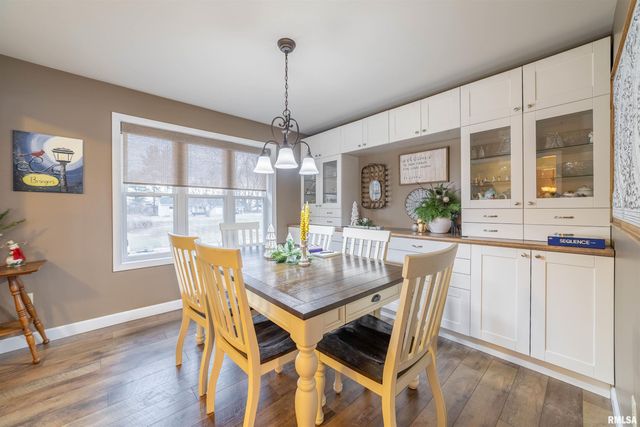 1006 Abbey Ridge, Quincy, IL 62305