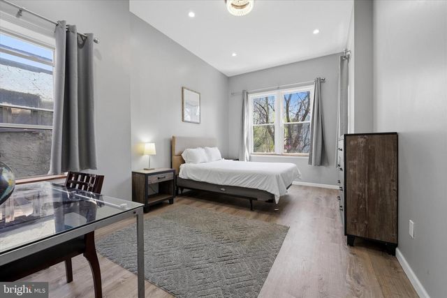 2057 N FRANKLIN ST, Philadelphia, PA 19122