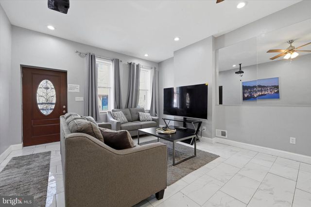 2057 N FRANKLIN ST, Philadelphia, PA 19122