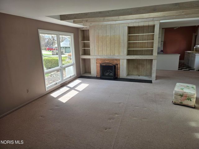 2210 River Road, Maumee, OH 43537