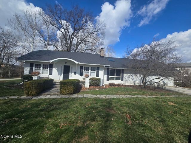 2210 River Road, Maumee, OH 43537