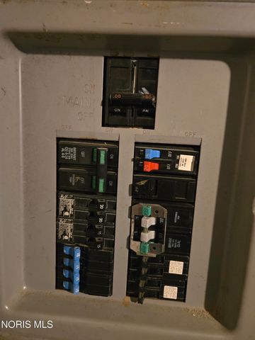 2210 River Road, Maumee, OH 43537