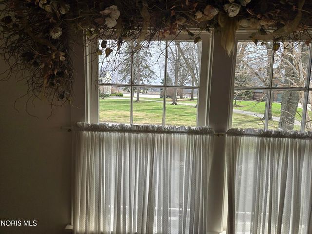 2210 River Road, Maumee, OH 43537