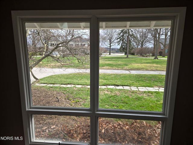 2210 River Road, Maumee, OH 43537