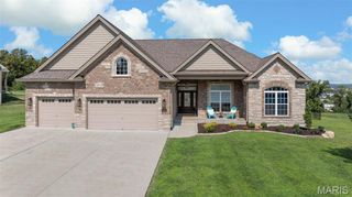 1031 Bellevaux Place, St Charles, MO 63301