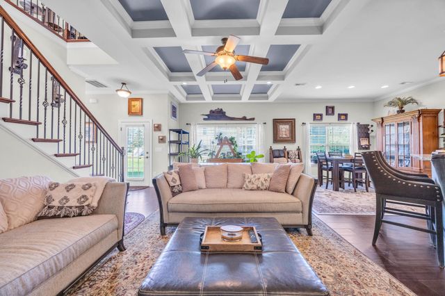 338 St. Julian Ln., Myrtle Beach, SC 29579