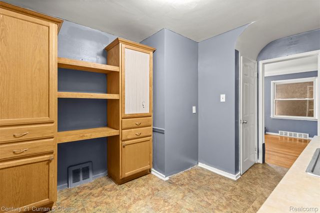 17150 Sioux Street, Detroit, MI 48224