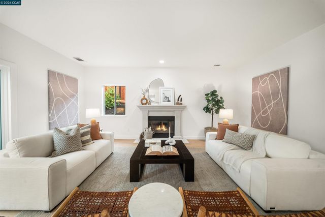 636 Dunhill Dr, Danville, CA 94506