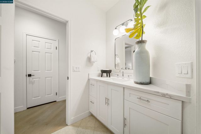 636 Dunhill Dr, Danville, CA 94506